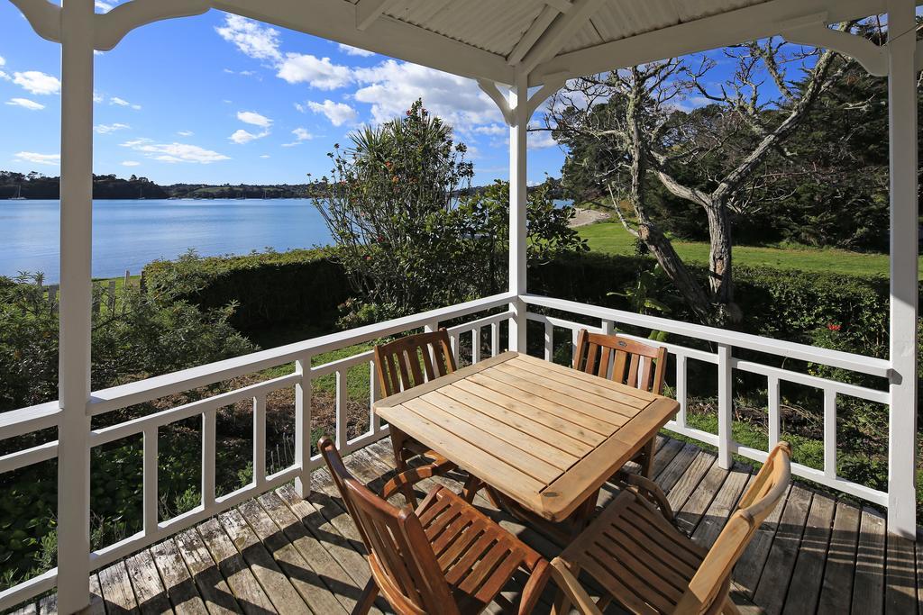 Oakura Bay Villa - Stay Waiheke Te Whau Bay Extérieur photo
