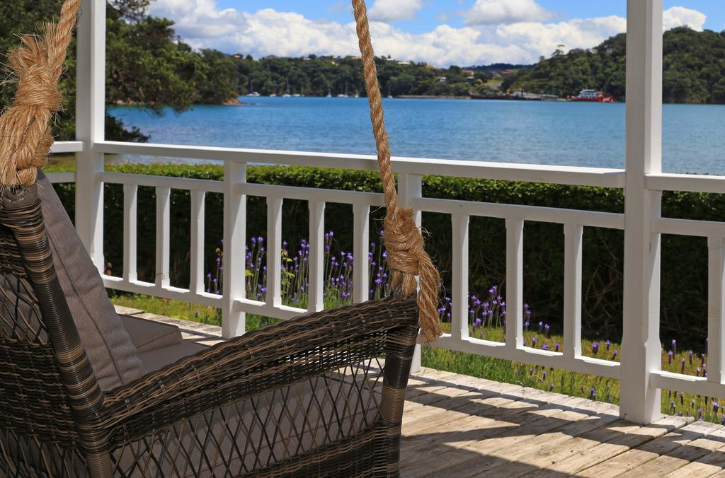 Oakura Bay Villa - Stay Waiheke Te Whau Bay Extérieur photo
