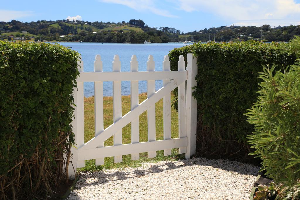 Oakura Bay Villa - Stay Waiheke Te Whau Bay Extérieur photo